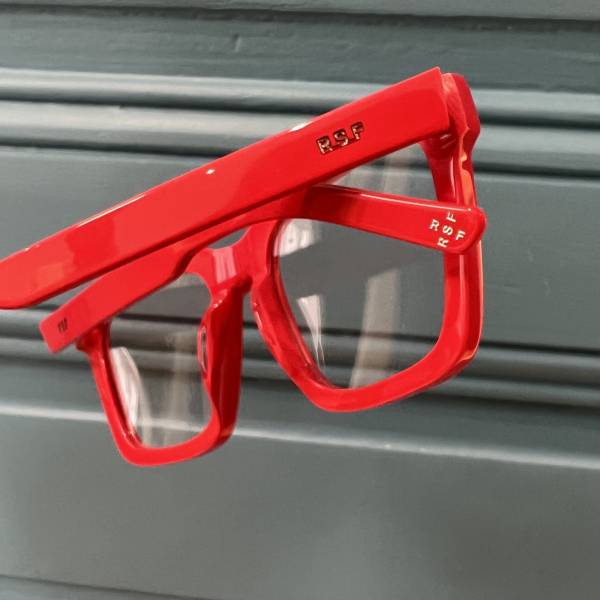 Lunettes Créateurs RETROSUPERFUTURE Au Coin Des Lunetiers Minimes Barrières de Paris Opticien Toulouse